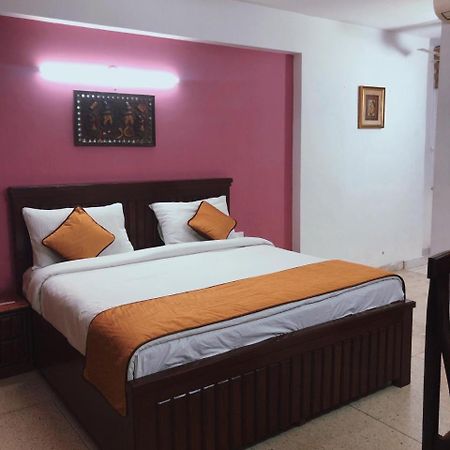 Awasthi Kozi Stays B&B - Closest To Vfs Neu-Delhi Exterior foto