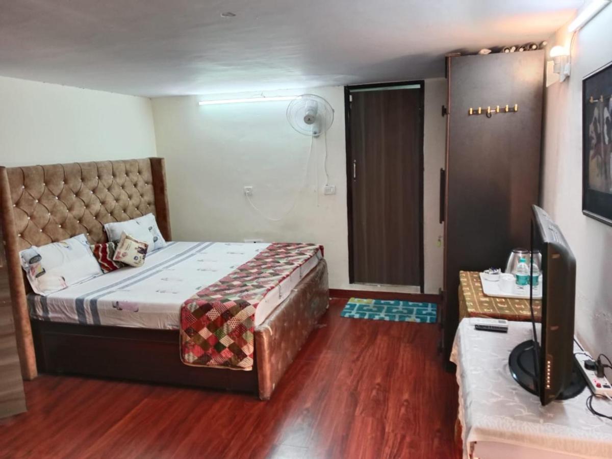 Awasthi Kozi Stays B&B - Closest To Vfs Neu-Delhi Exterior foto
